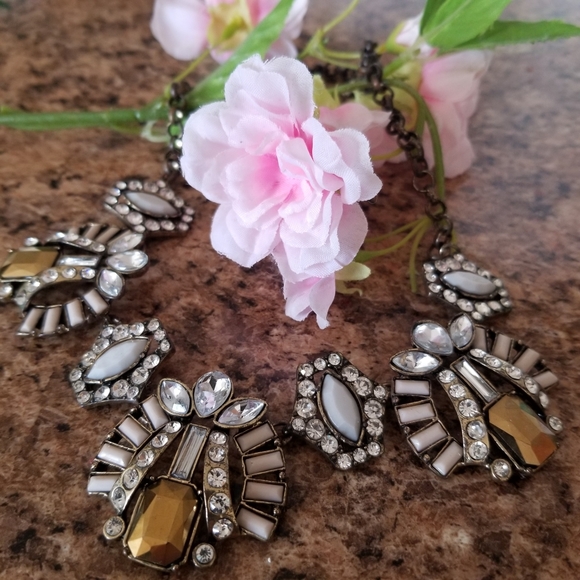 Necklace - Picture 1 of 1